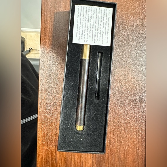 Taylor Swift The tortured poets department fountain pen - Picture 4 of 5